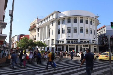 213,506 nuevos contratos hasta septiembre, el crecimiento cae respecto a 2023