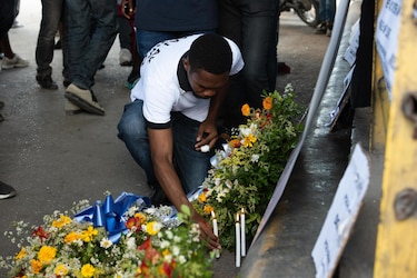 Rinden homenaje en Haití a cientos de personas asesinadas por las bandas criminales