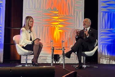 Canal de Panamá presenta en Houston proyectos del gasoducto y nuevos puertos