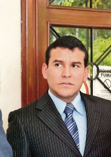 Abogado Sidney Sittón pide archivo de su caso por indulto