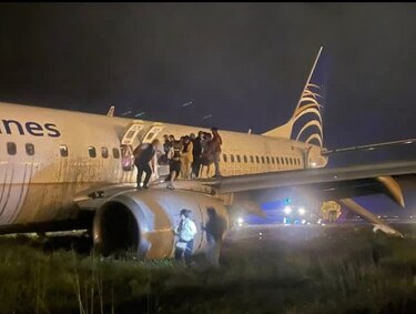 Avión de Copa se sale de la pista al momento de aterrizar; no hay heridos