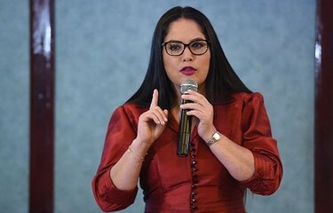 Zulay Rodríguez acusa a Mauricio Valenzuela de violar una medida de protección
