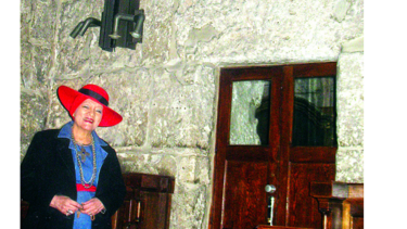 Pintora en el Santo Sepulcro