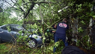 Tormentas en el sur de Estados Unidos dejan víctimas e importantes daños materiales