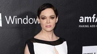 Actriz que acusó a Weinstein de violación llama a las mujeres a luchar