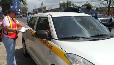 Contraloría sanciona a 97 conductores durante operativo de Carnaval