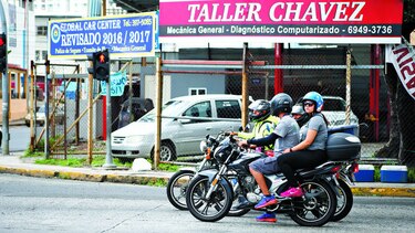 ‘Me detienen por ser extranjero’
