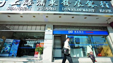 Deuda de crédito afecta la banca