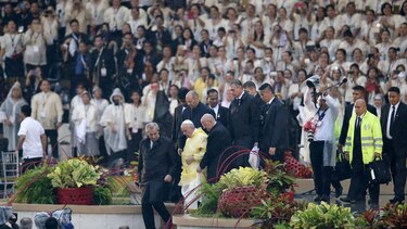 El Papa reúne a seis millones de personas en misa