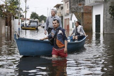 Inundaciones en Paraguay dejan 16.000 familias evacuadas