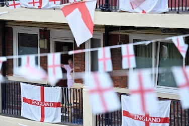 Policía británica desaconseja aglomeraciones para el Inglaterra-Italia por la variante Delta