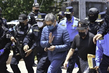 Honduras entrega en extradición al expresidente Hernández; será juzgado en Nueva York
