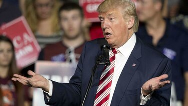 Campaña presidencial de Estados Unidos, una pelea sobre el trato a mujeres