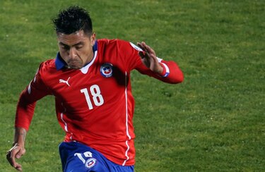 Conmebol reduce a dos partidos la suspensión del chileno Jara