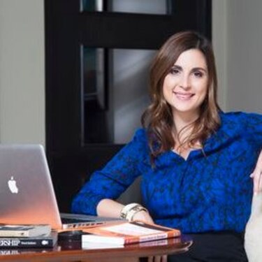 Patricia Villanueva Martinelli, esposa del exministro del MOP, Jaime Ford, es designada como tesorera de la junta directiva del aeropuerto de Tocumen