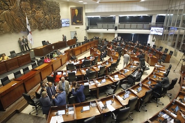 Entre promesas y críticas: Herrera defiende su gestión al cierre de las sesiones de la Asamblea