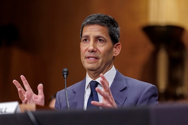 Luz verde al candidato de Trump, Kevin Warsh, nuevo presidente de la Reserva Federal