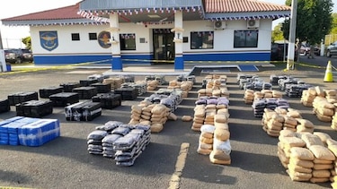Decomisan 2 mil paquetes de droga en costa de Azuero