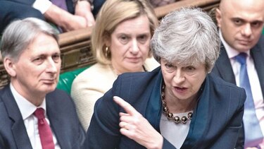 Londres pide tiempo, UE exige acciones