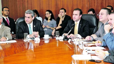 Abordan registro sanitario