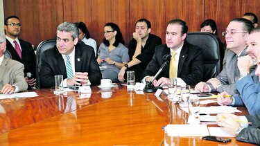 Abordan registro sanitario