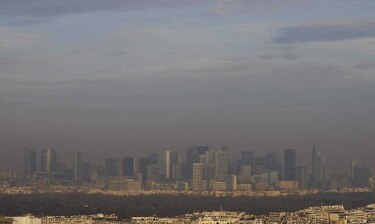 Alertan por alta contaminación ambiental en París