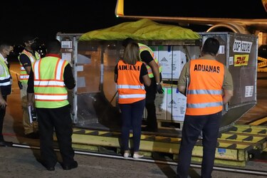 Quinto lote de vacunas pediátricas llega a Panamá