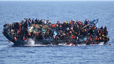 Unos 2 mil 500 migrantes murieron en el Mediterráneo en 2016: ONU