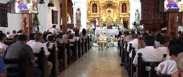 Entre lágrimas y décimas dan último adiós al trovador Miguelito Cano