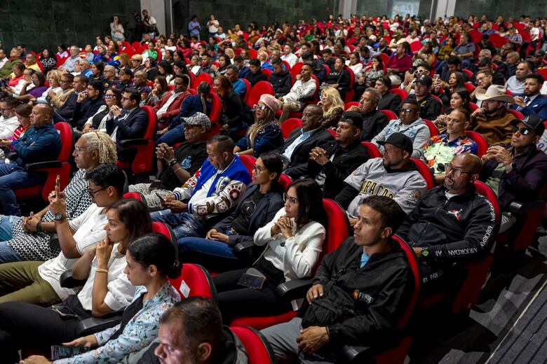 Las comunas en Venezuela, la estrategia del chavismo para confrontar a Estados Unidos