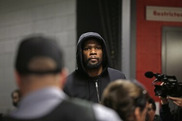 Jugadores de los Lakers y Nets acaban sus cuarentenas y no muestran síntomas del coronavirus