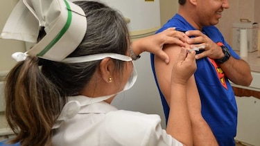 Minsa exhorta a la población a aplicarse vacuna contra influenza