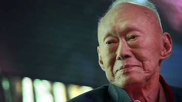 El primer ministro de Singapur es hospitalizado, con neumonía