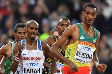 Mo Farah supera primera ronda y sigue en ruta al doblete