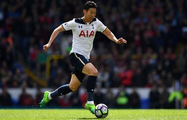Tottenham gana y presiona al Chelsea