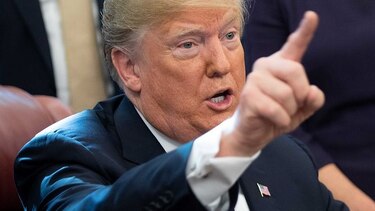 Juez suspende decisión de Trump de negar asilo a quienes entren ilegalmente a Estados Unidos