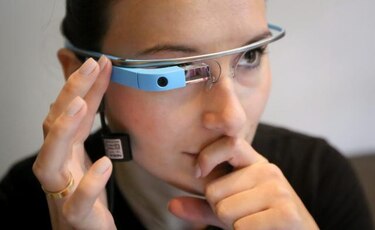Gafas de Google pueden obstruir parcialmente visión periférica, según estudio