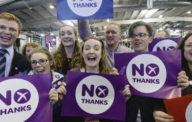 El 'no' a la independencia arrasa por sorpresa en Escocia