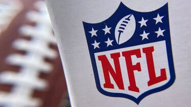 NFL aprueba ampliar la temporada regular a 17 juegos por equipo
