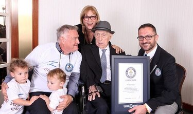 Muere el hombre más viejo del mundo a los 113 años