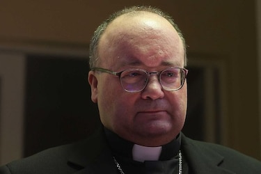 Enviado de El Vaticano escucha los testimonios sobre el abuso sexual en Chile