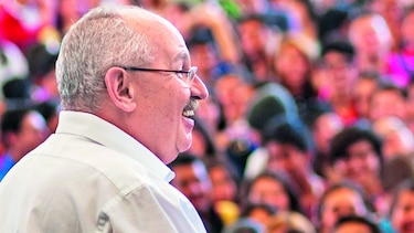 Charla socrática con el escritor Benito Taibo