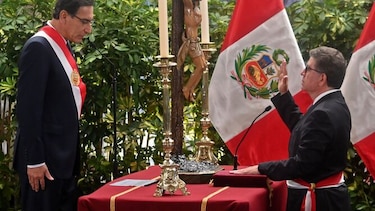 Presidente de Perú instaló su nuevo gabinete