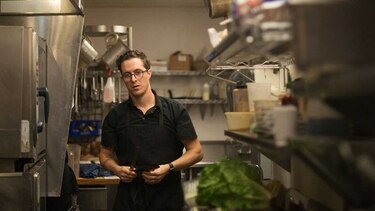 Prince sufría de dolores de garganta y estómago, dice chef