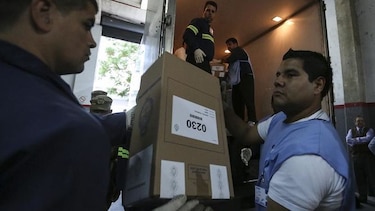 Más de 32 millones de ciudadanos elegirán presidente en Argentina
