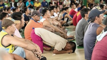 Filipinas grita y llora para festejar el triunfo de la leyenda Pacquiao