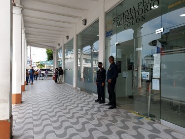 Decomisan 89 mil 960 dólares a seguridad del Órgano Judicial en Colón