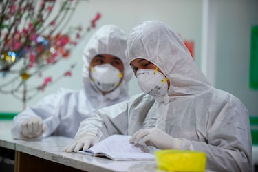 El día más mortífero en China: 38 muertos por el nuevo coronavirus