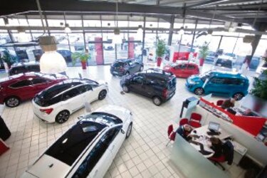 Peugeot prosigue con ventas