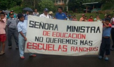Buglés de Santa Fe de Veraguas denuncian abandono